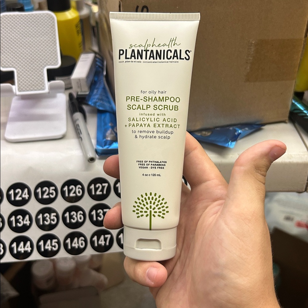 Pre-Shampoo Scalp Scrub – White - Picture 2 of 2